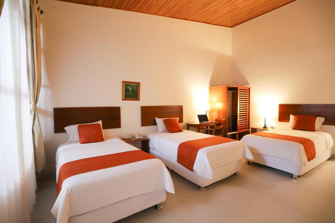 Altavista Casahotel - Asociado Casa Andina Moyobamba Exteriör bild