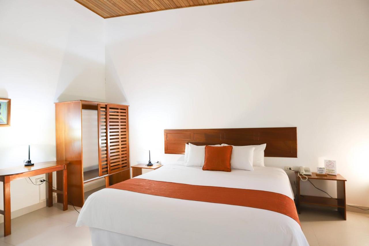 Altavista Casahotel - Asociado Casa Andina Moyobamba Exteriör bild