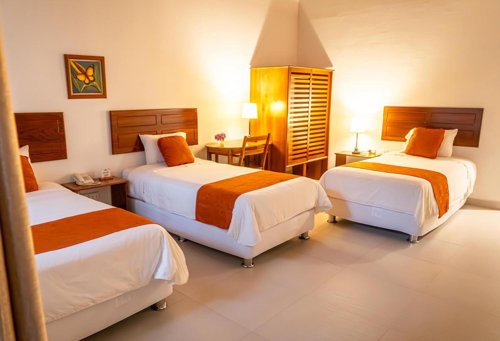 Altavista Casahotel - Asociado Casa Andina Moyobamba Exteriör bild