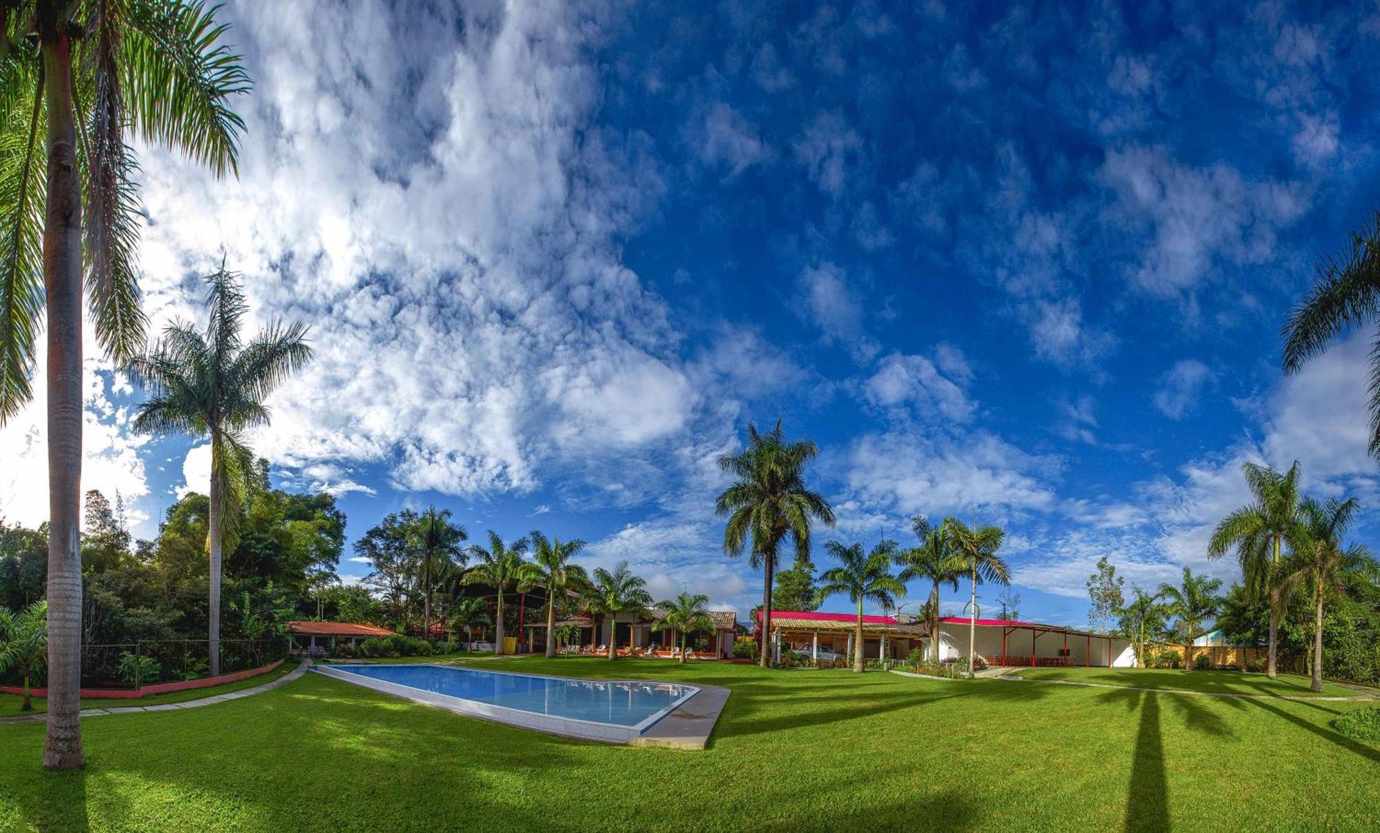 Altavista Casahotel - Asociado Casa Andina Moyobamba Exteriör bild